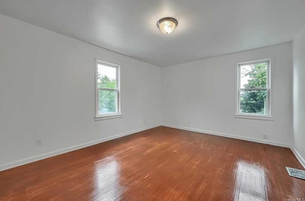 91 Walnut St, Walden NY  12586-1917 exterior