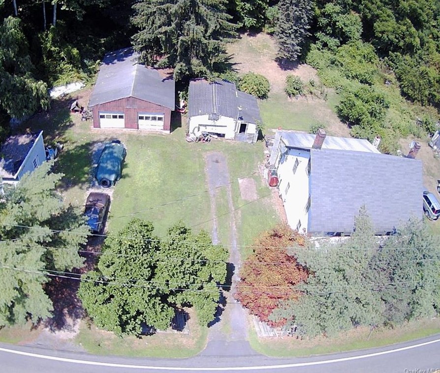 913 River Rd, Newburgh NY  12550-1185 exterior