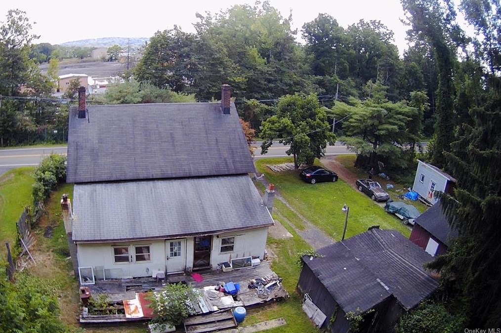 913 River Rd, Newburgh NY  12550-1185 exterior