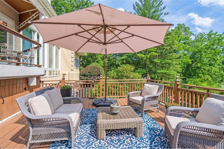 23 Fort Salonga Rd, Centerport, NY 11721 MLS H6202818 Coldwell Banker