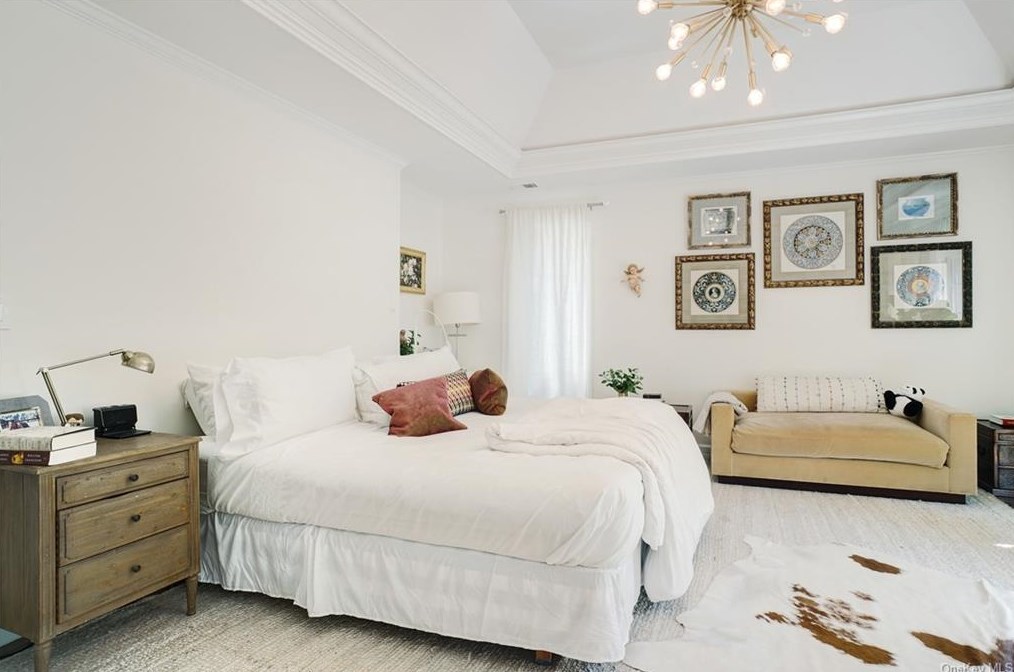 15 Lakeside Dr, Rye NY  10580-1853 exterior