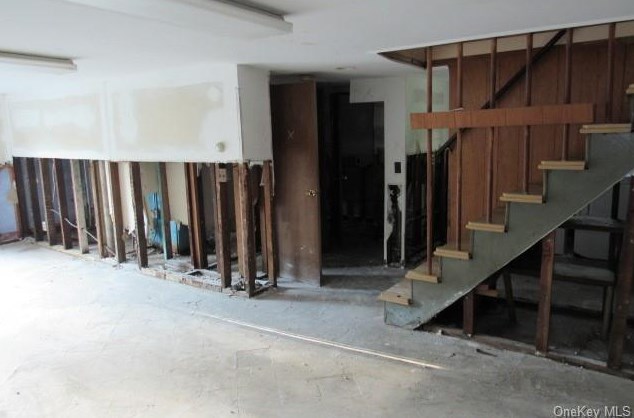 181 Bretton Rd, Yonkers NY  10710-3310 exterior