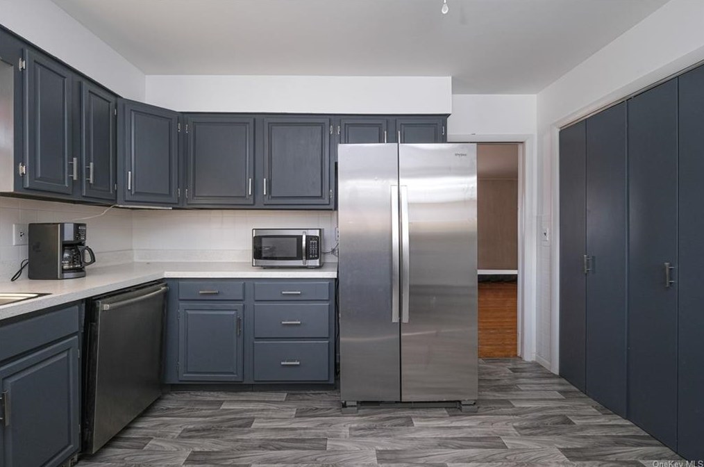 528 Smith St, Peekskill NY 10566-4512 exterior