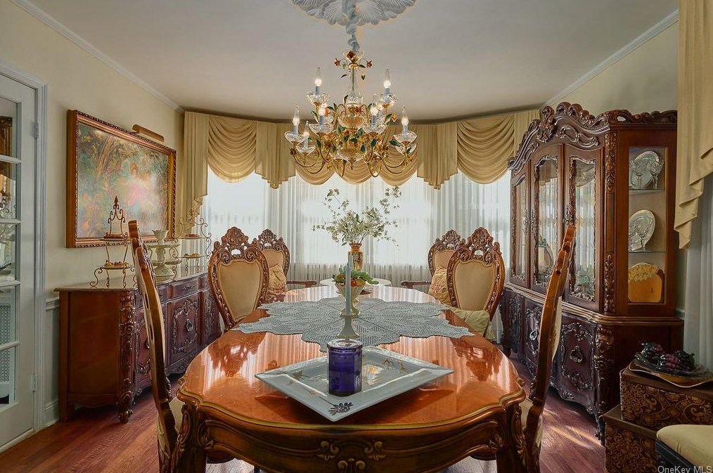 66 Gramercy Ave, Yonkers NY 10701-5123 exterior