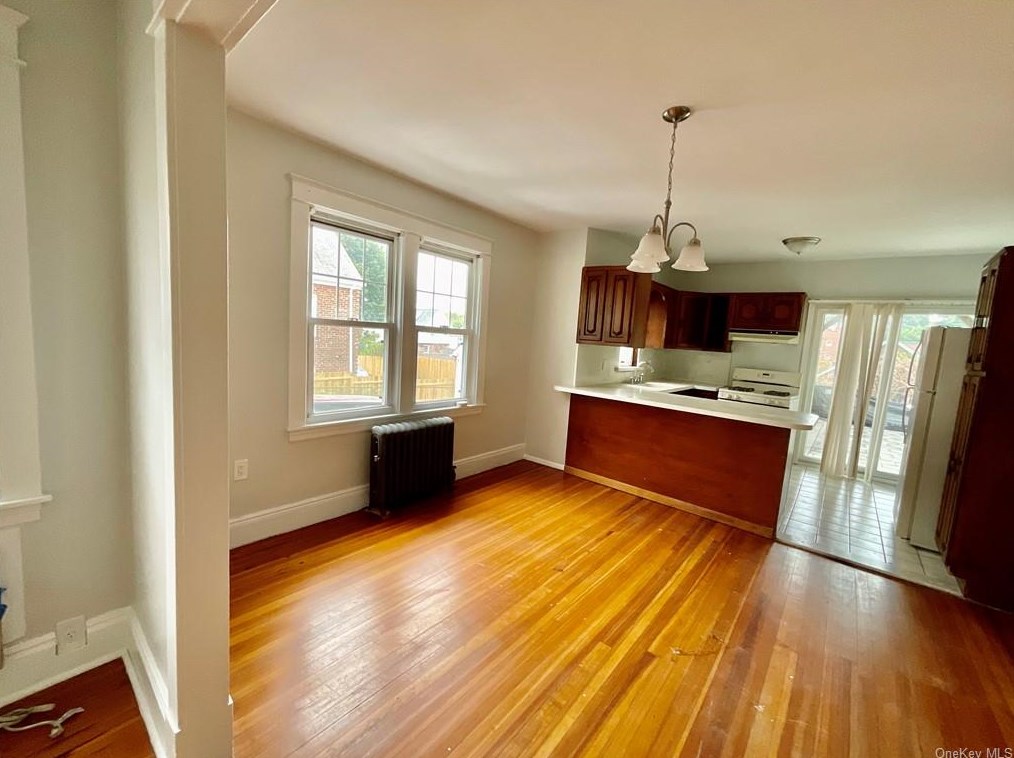 155 First St, Yonkers NY 10704-4308 exterior