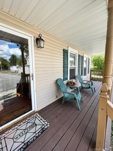 169 Verplanck Ave, Beacon NY  12508-2029 exterior