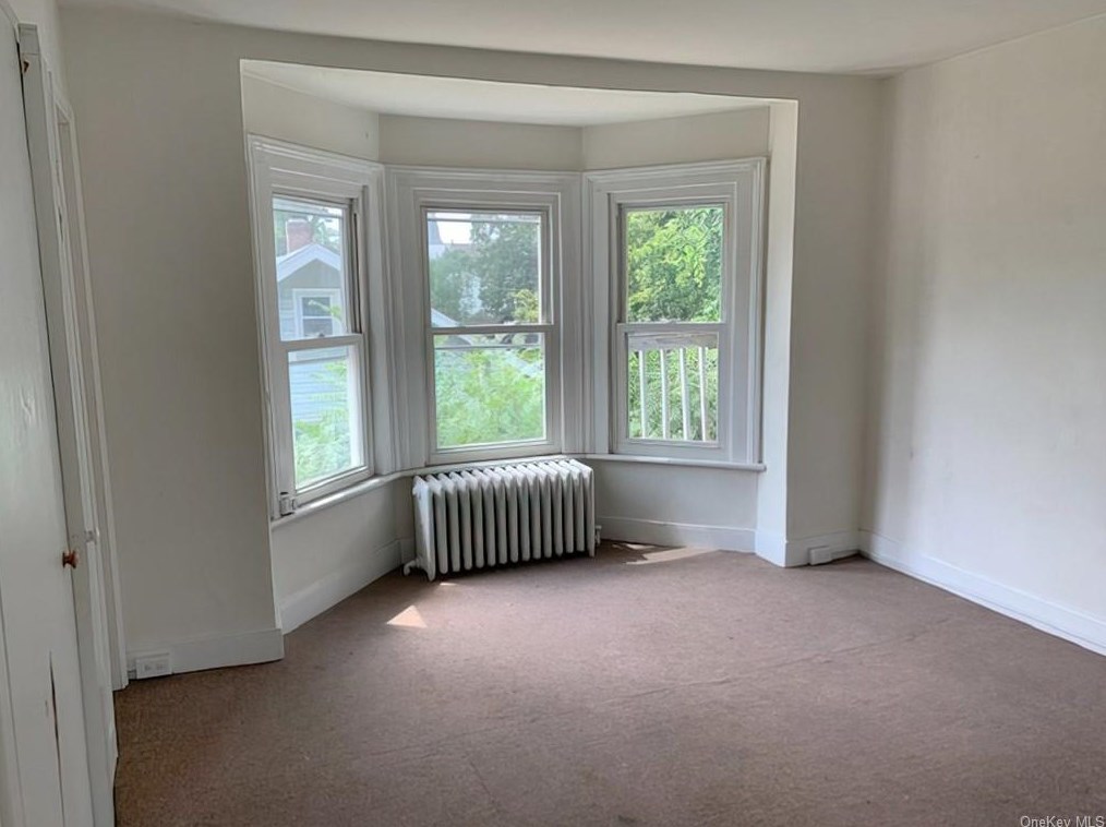 37 Elm St, Beacon NY 12508-1946 exterior