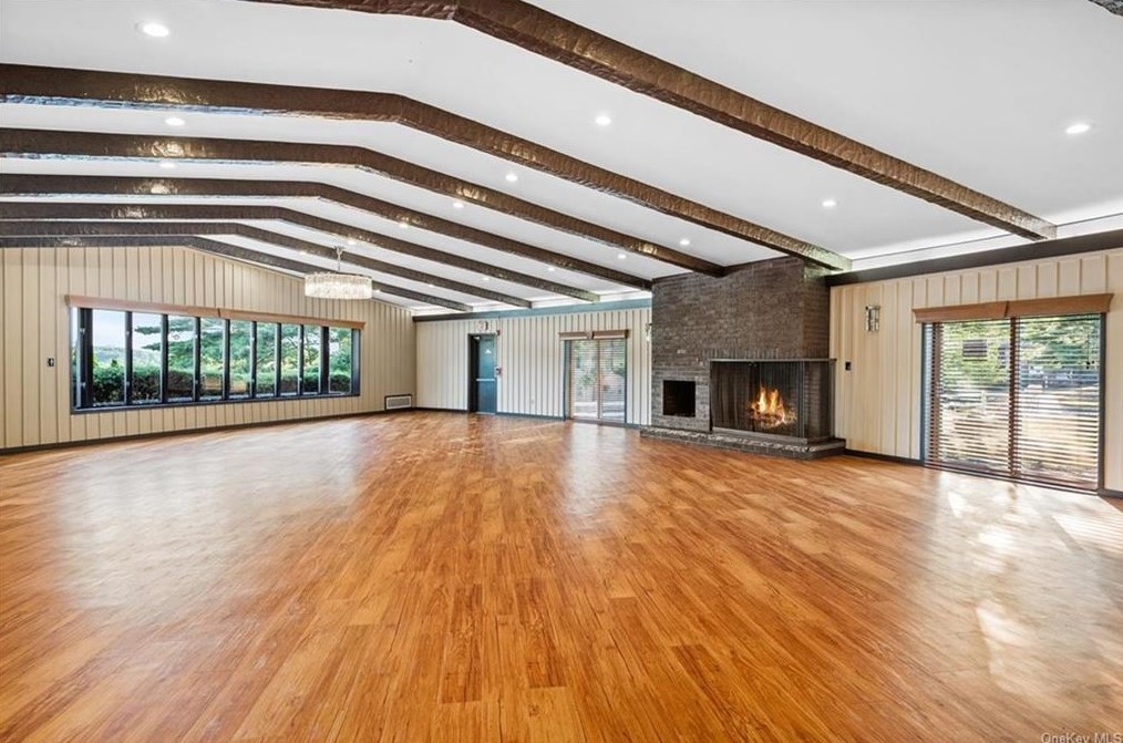 362 Skyline Dr, Mount Ivy NY  10970-2508 exterior