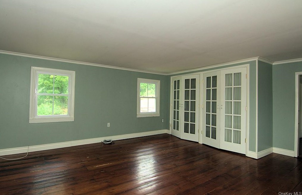 5 King Rd, Red Hook NY  12571-4339 exterior