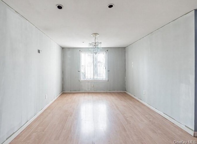 66 Birchwood Rd, Gordon Heights NY  11763-1231 exterior