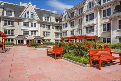 225 Stanley Avenue #312 - Photo 1