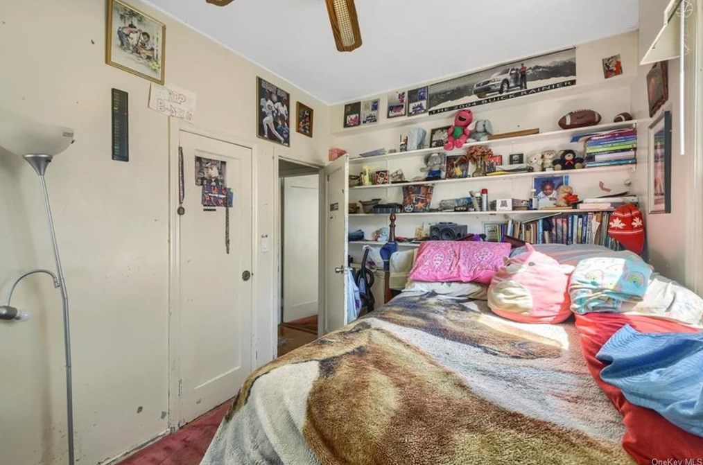 1293 Nepperhan Ave, Yonkers NY 10703-1026 exterior