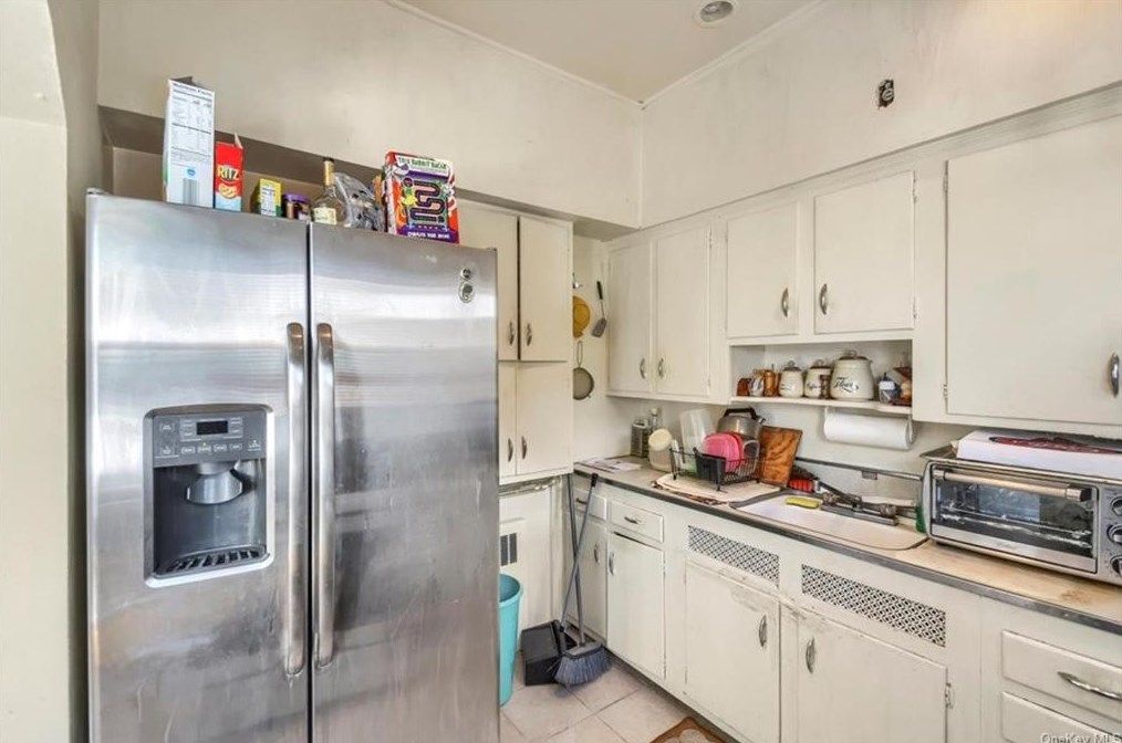 1293 Nepperhan Ave, Yonkers NY 10703-1026 exterior