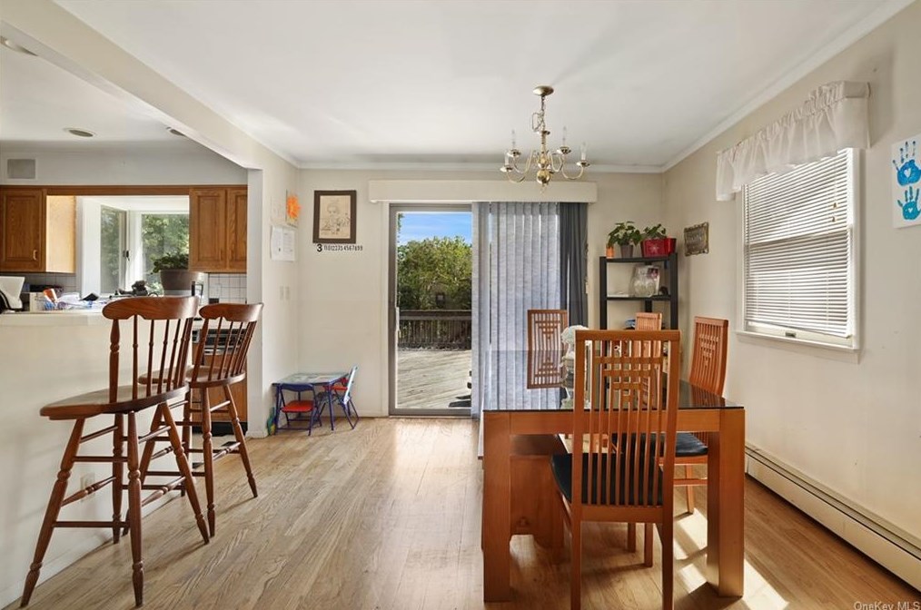 23 Spencer St, Mount Kisco NY  10549-3304 exterior