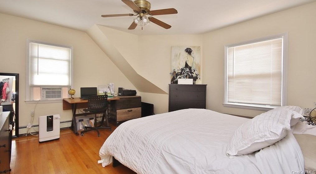 1616 Rose Ave, Mamaroneck NY  10543-3132 exterior