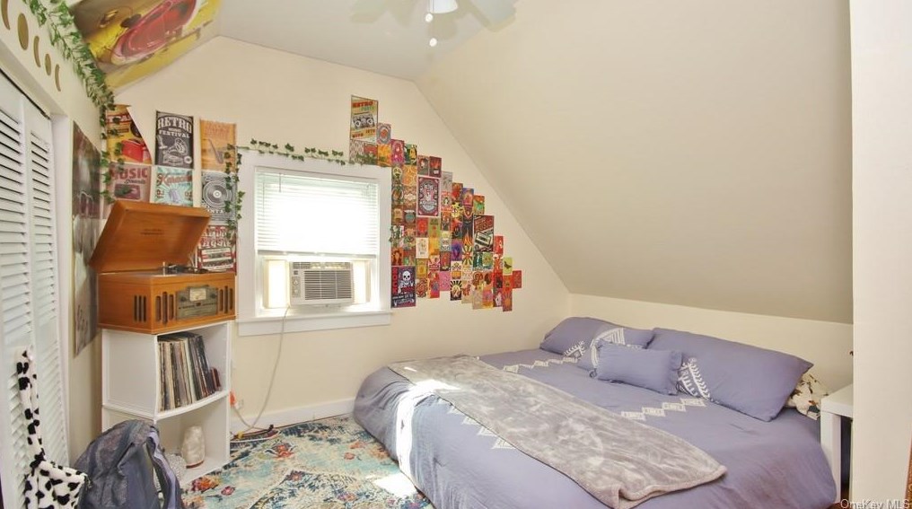 1616 Rose Ave, Mamaroneck NY  10543-3132 exterior