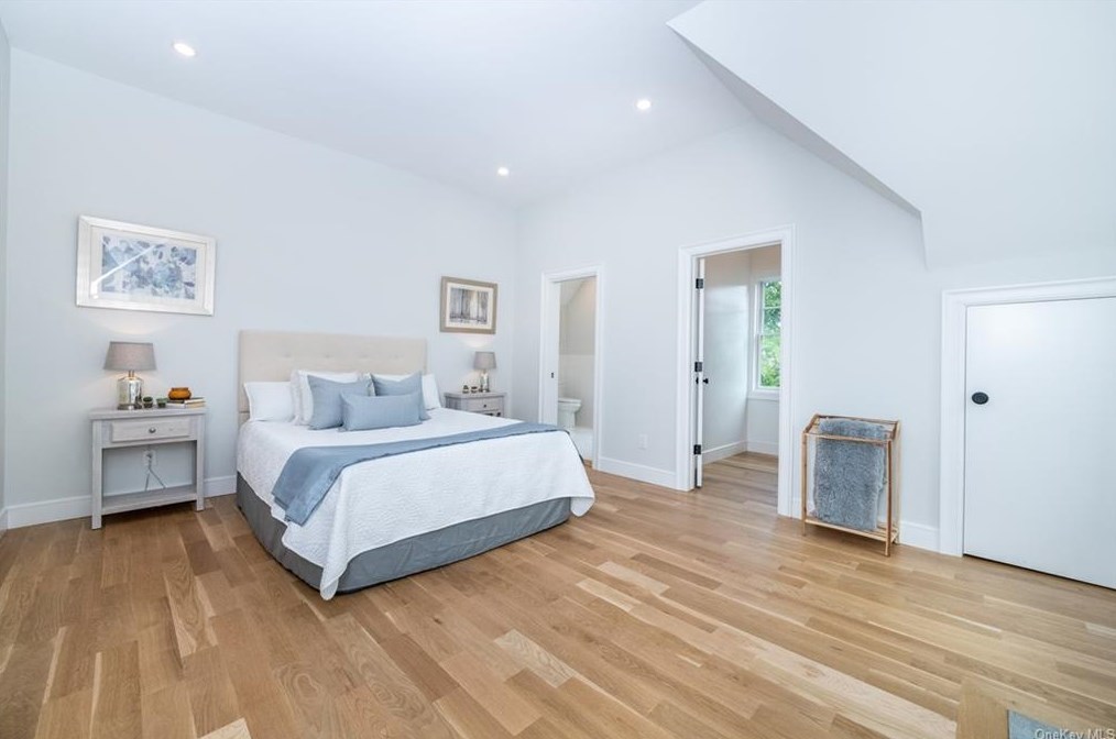 24 Kane Ave, Larchmont NY  10538-3545 exterior