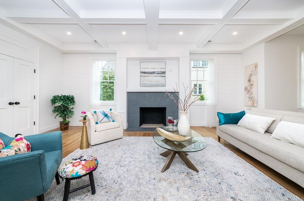 24 Kane Ave, Larchmont NY  10538-3545 exterior