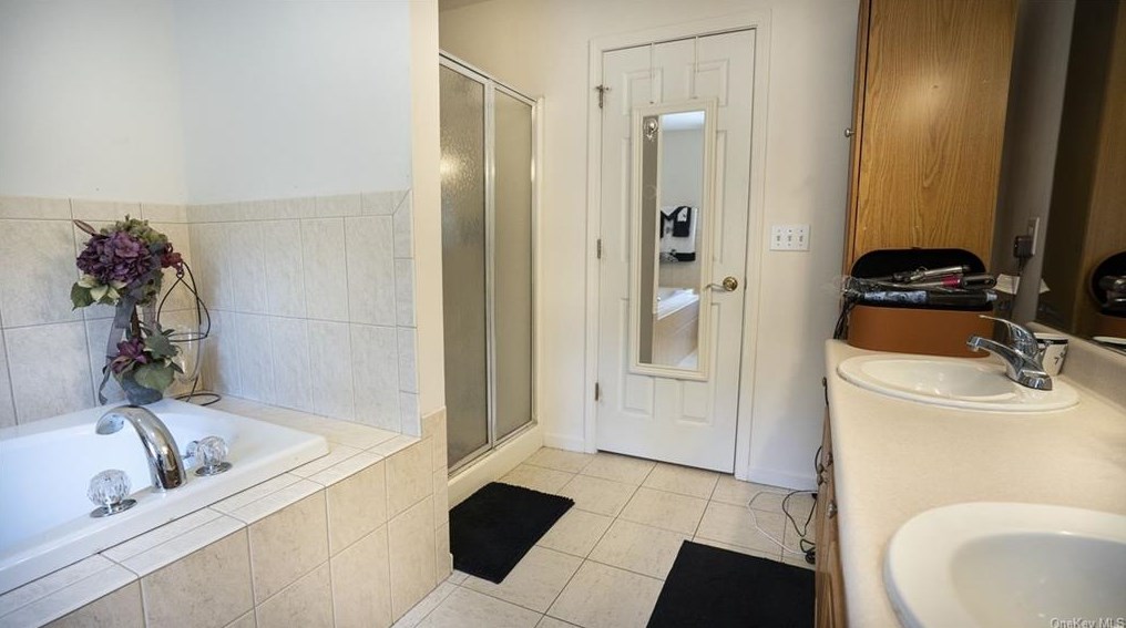 290 Spring St, Monroe NY 10950-3620 exterior