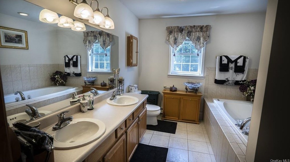 290 Spring St, Monroe NY 10950-3620 exterior