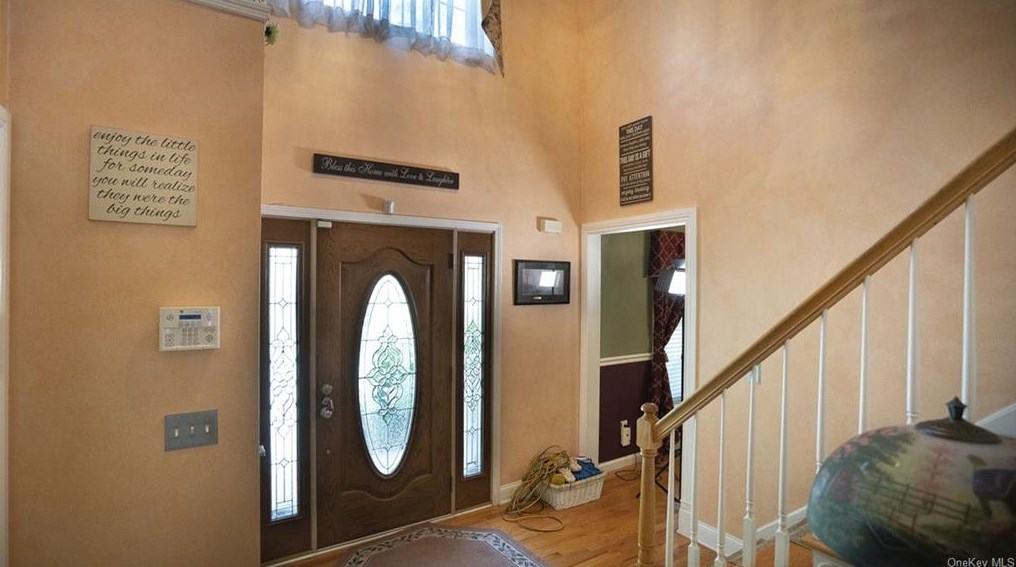 290 Spring St, Monroe NY 10950-3620 exterior