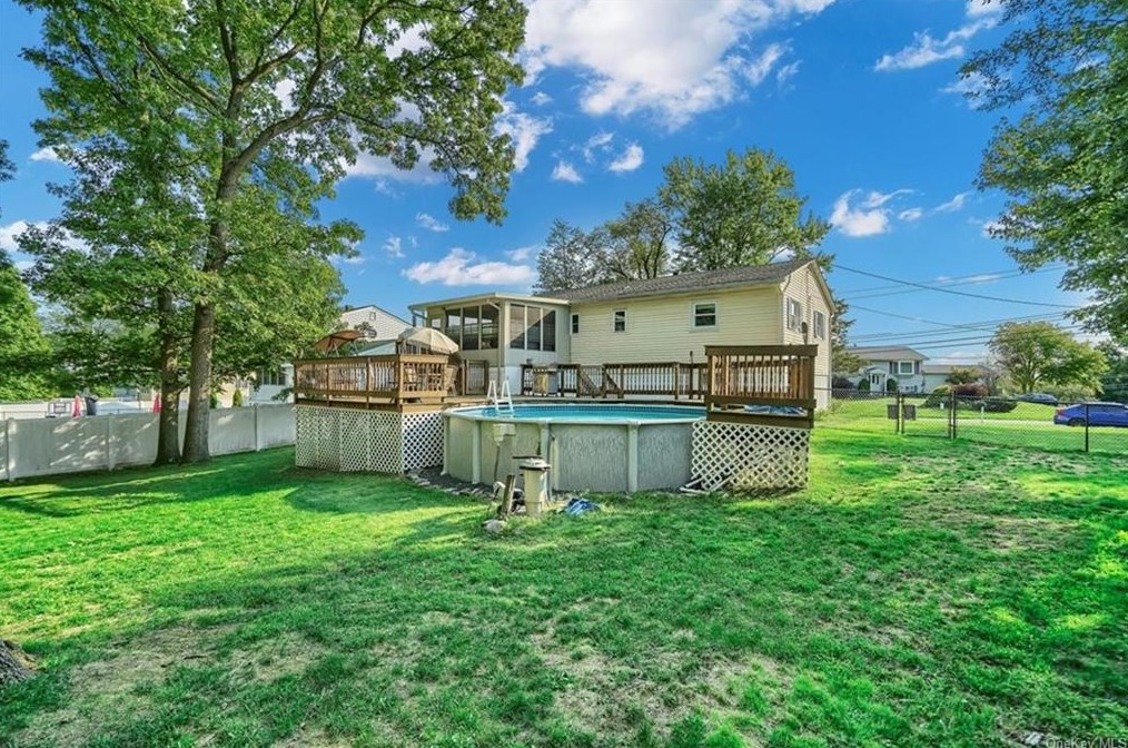 43 Maple Ln, Monroe NY  10950-1024 exterior