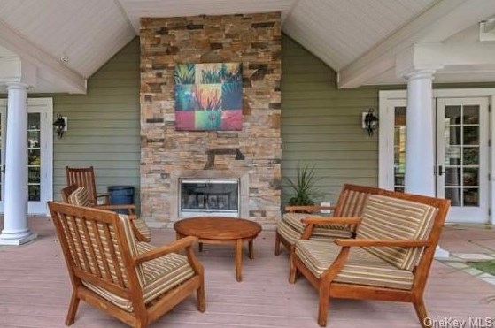 46 Bayberry St, East Fishkill NY 12533-4333 exterior