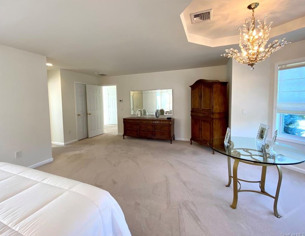 46 Bayberry St, East Fishkill NY 12533-4333 exterior