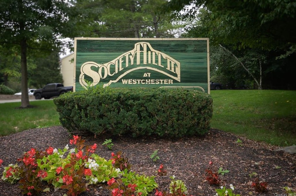 49 Winchester Ave, Peekskill NY 10566-6804 exterior