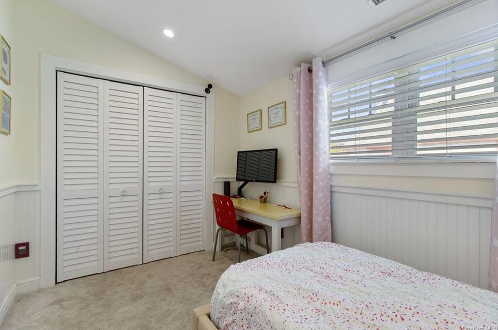 1300 Hudson Ave, Peekskill NY 10566-3302 exterior