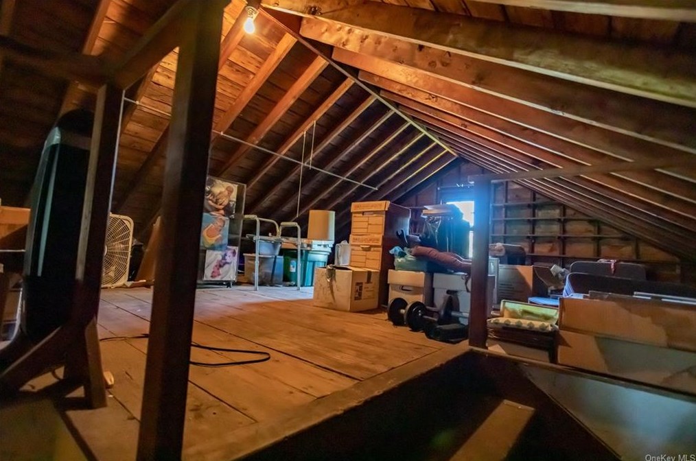 1435 Elm St, Peekskill NY 10566-3304 exterior