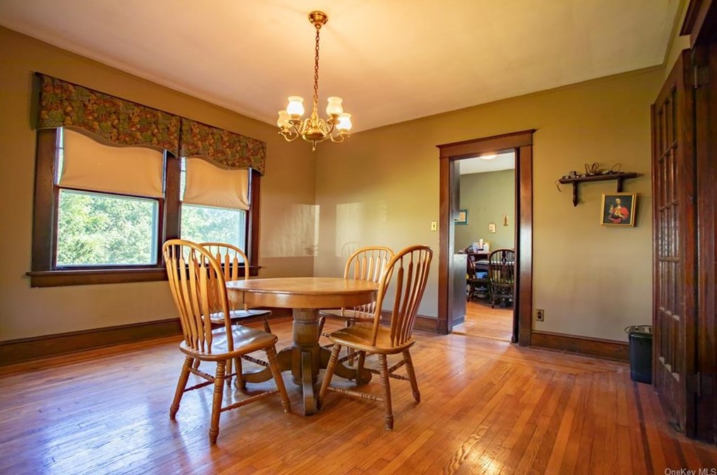 1435 Elm St, Peekskill NY 10566-3304 exterior