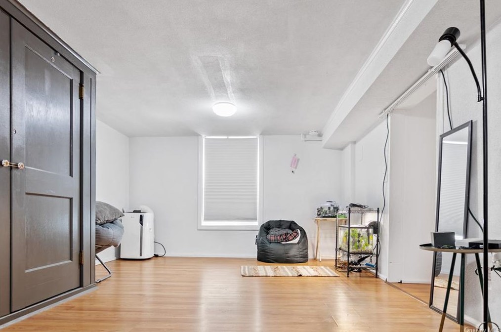 1 Vine St, Beacon NY  12508-3214 exterior