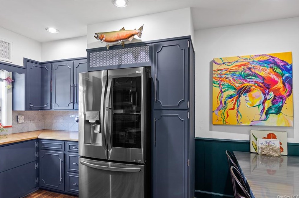 1 Vine St, Beacon NY  12508-3214 exterior