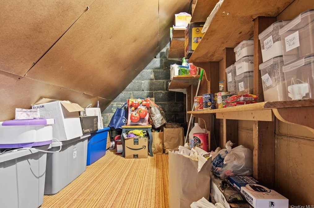 1 Vine St, Beacon NY  12508-3214 exterior