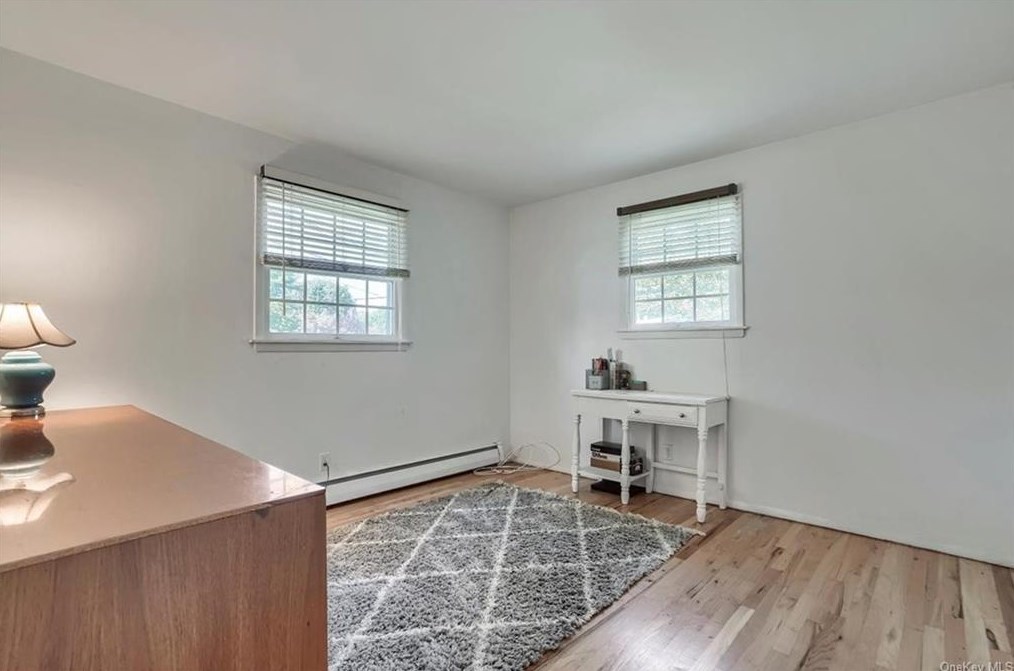 13 Maple Ln, Monroe NY 10950-1024 exterior