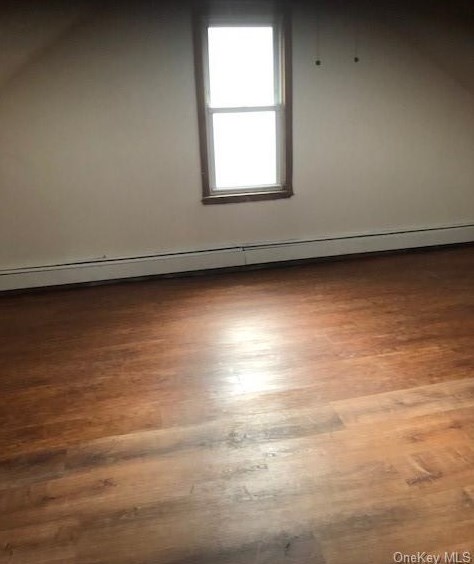 21 Canfield Ave, Yonkers NY 10710-1907 exterior