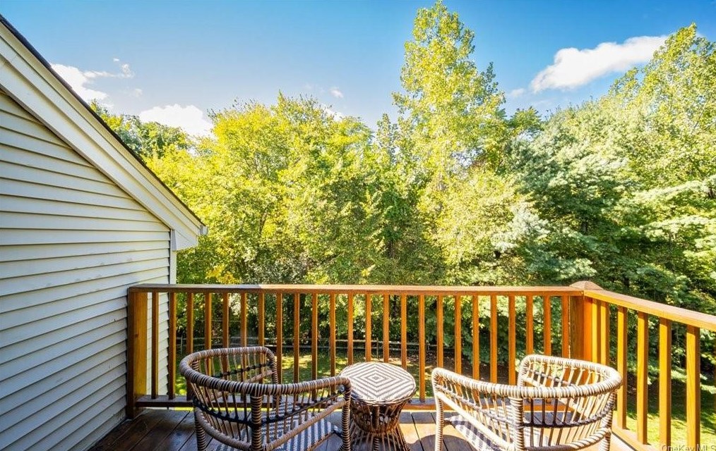 1174 Washington Grn, Newburgh NY  12553-6921 exterior