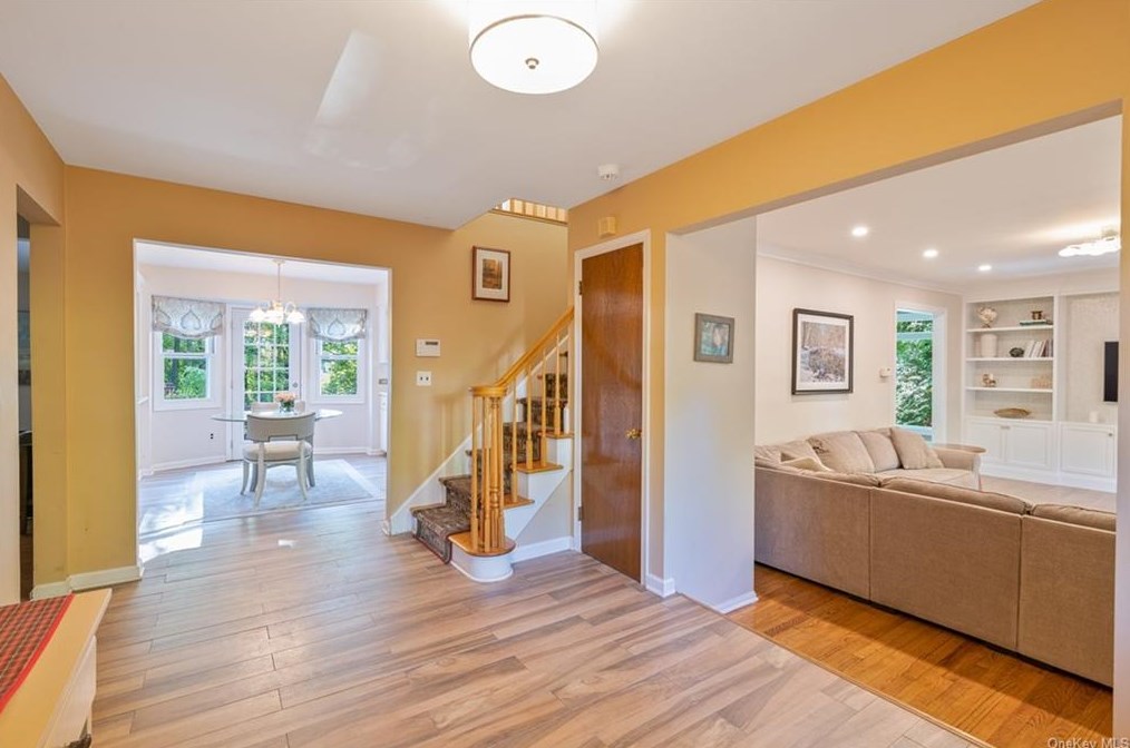 4 Gem Ct, New City NY  10956-7018 exterior