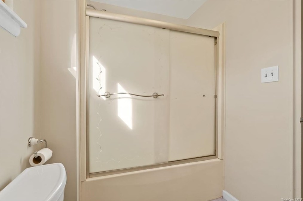 21 Alfred Pl, Walden NY  12586-1334 exterior