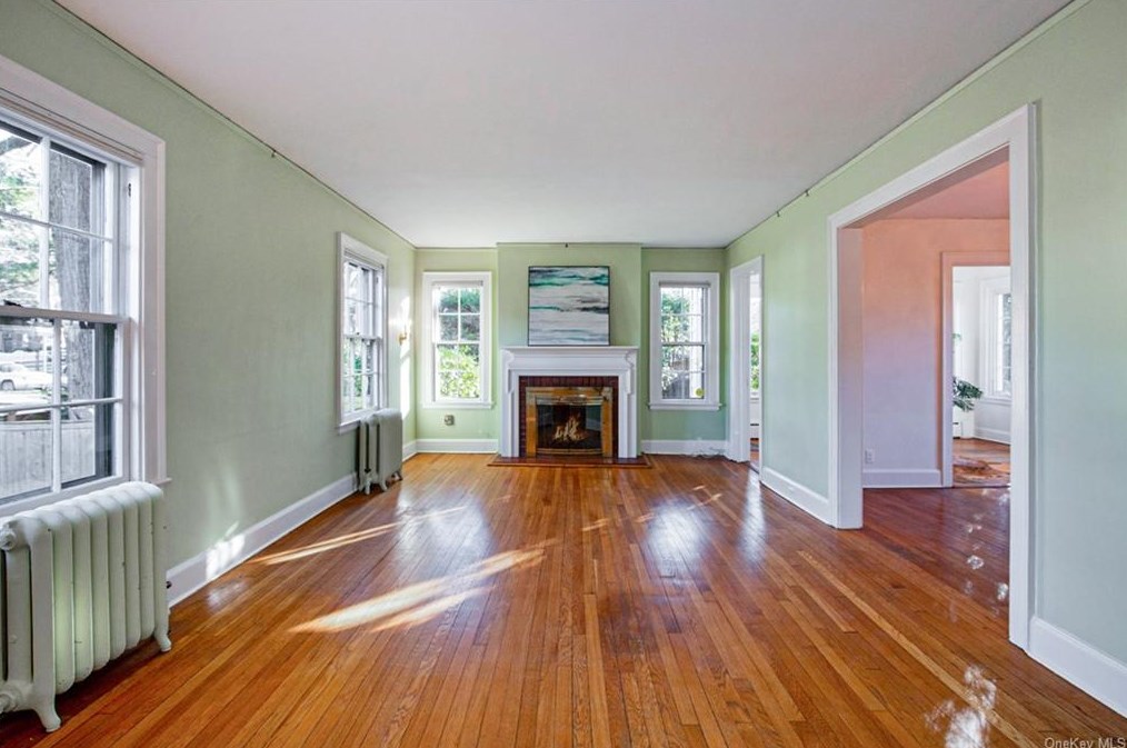 46 Concord Ave, Larchmont NY  10538-2928 exterior