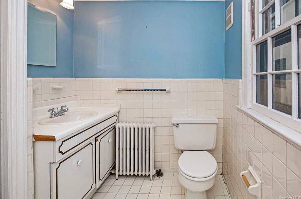 46 Concord Ave, Larchmont NY  10538-2928 exterior