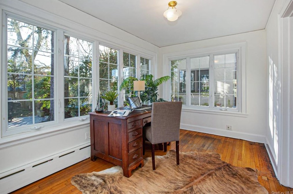 46 Concord Ave, Larchmont NY  10538-2928 exterior