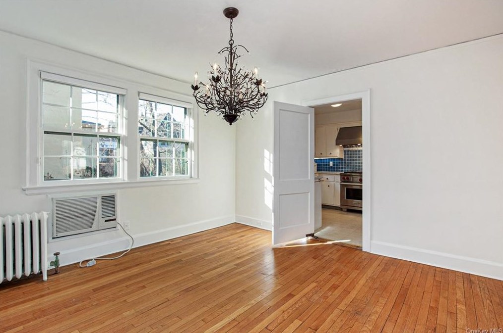 46 Concord Ave, Larchmont NY  10538-2928 exterior