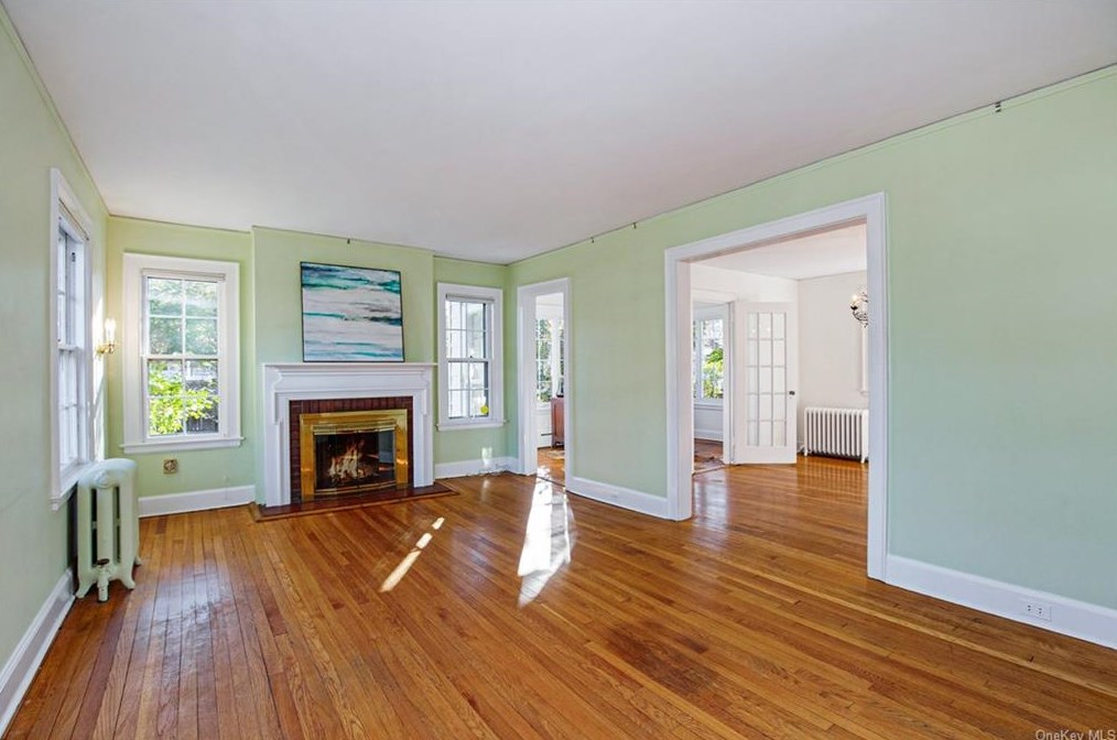 46 Concord Ave, Larchmont NY  10538-2928 exterior