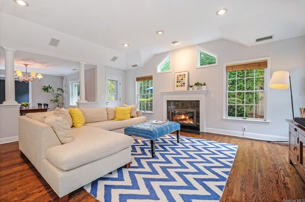 4 Fairlawn Ct, Rye NY exterior