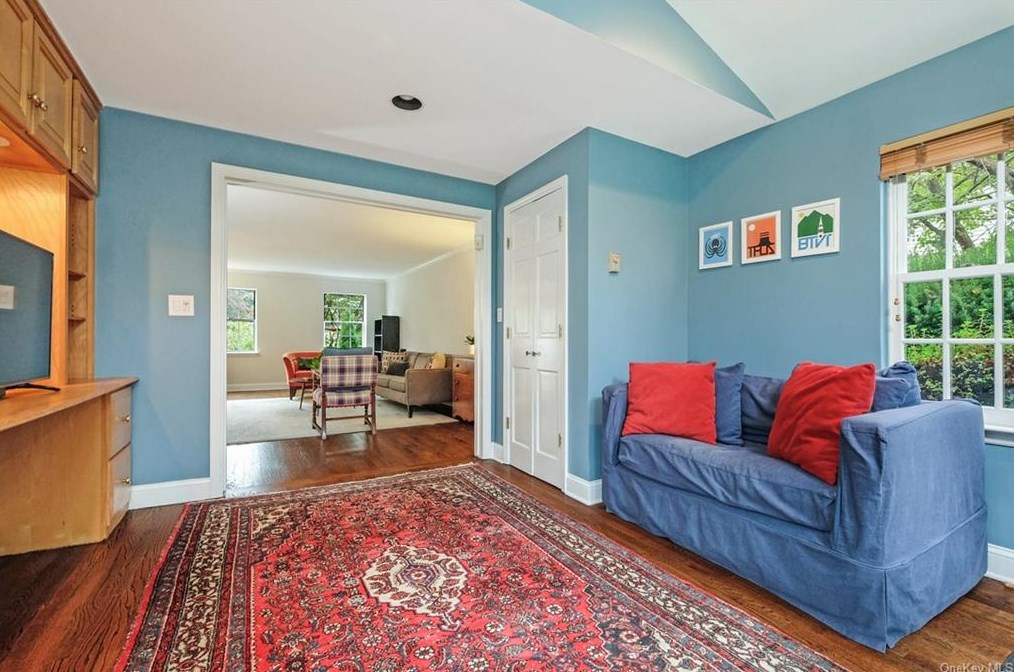 4 Fairlawn Ct, Rye NY exterior