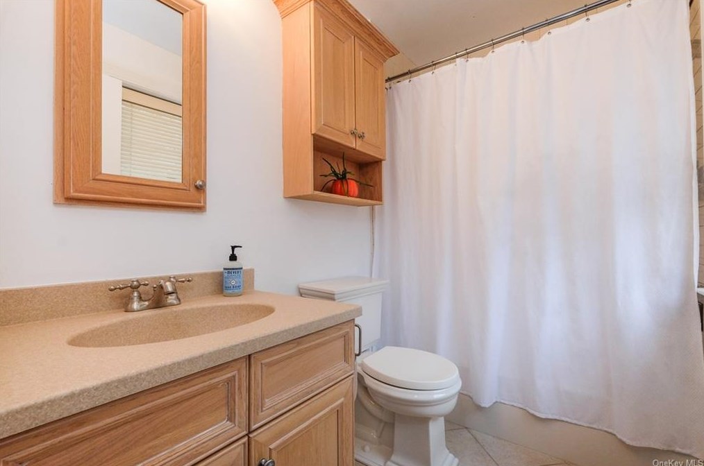 4 Fairlawn Ct, Rye NY exterior