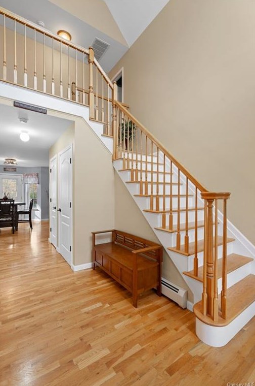 16 Berry Ln, Newburgh NY  12550-1729 exterior