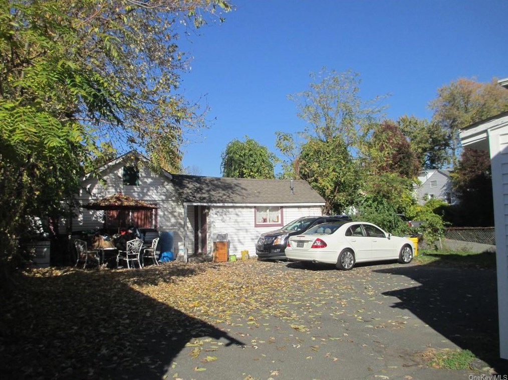 21 St, Haverstraw NY  10927-2005 exterior